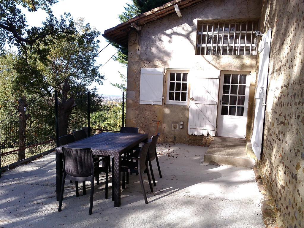 Les Gites De Castera Aire-sur-lʼAdour Buitenkant foto