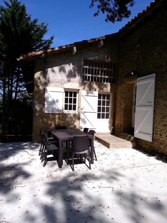 Les Gites De Castera Aire-sur-lʼAdour Buitenkant foto