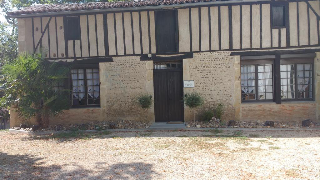 Les Gites De Castera Aire-sur-lʼAdour Buitenkant foto